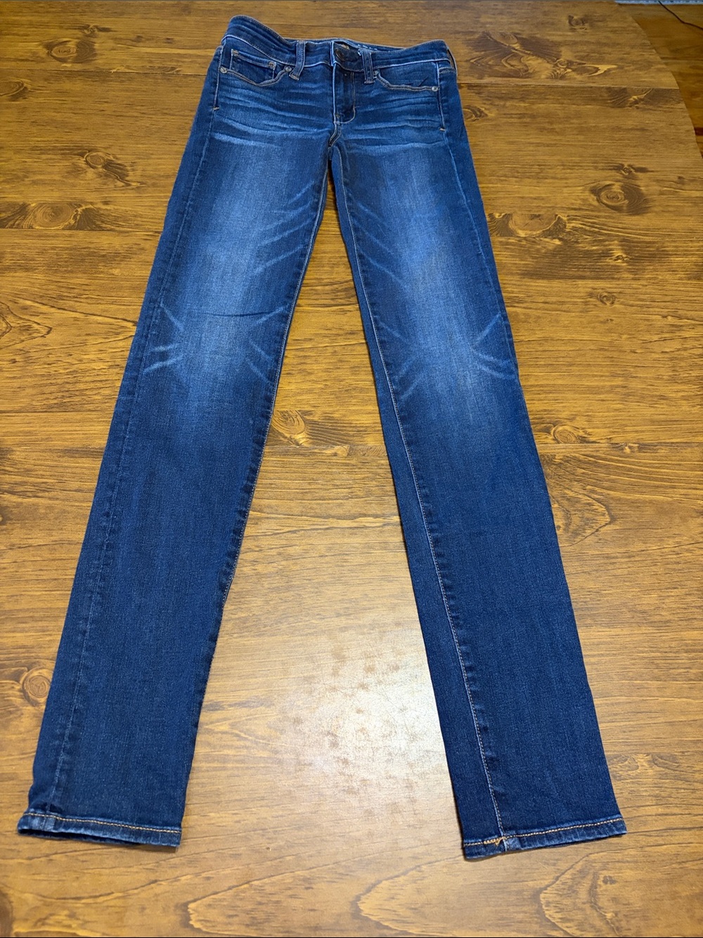 American Eagle Outfitters Skinny Jeans in Dark Blue Wash size 0xl